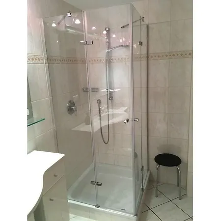 Apartment Uhlenhof 1 Gross Zicker
