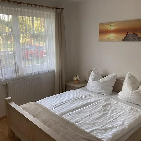Uhlenhof 1 Apartment Gross Zicker