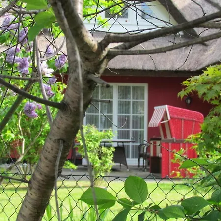 Uhlenhof 1 *